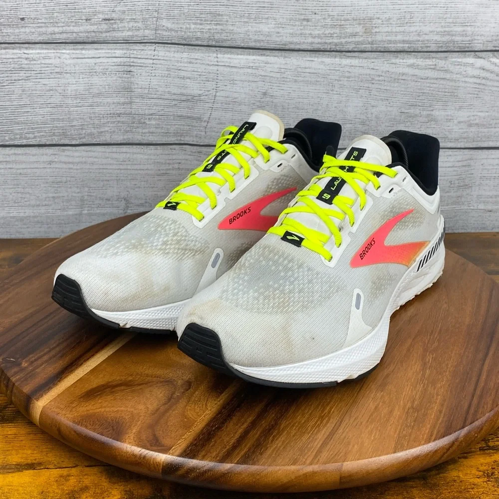 Brooks Launch GTS 9 White Pink Yellow Running Shoe 1103871D148 Men’s Size 14